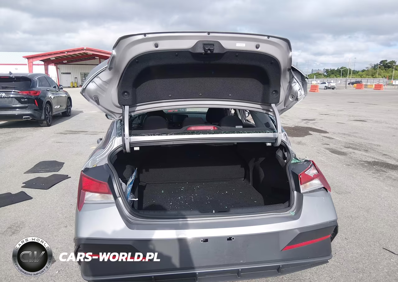 2026 Hyundai Elantra Se VIN:KMHLL4DG9TU099588 - 16