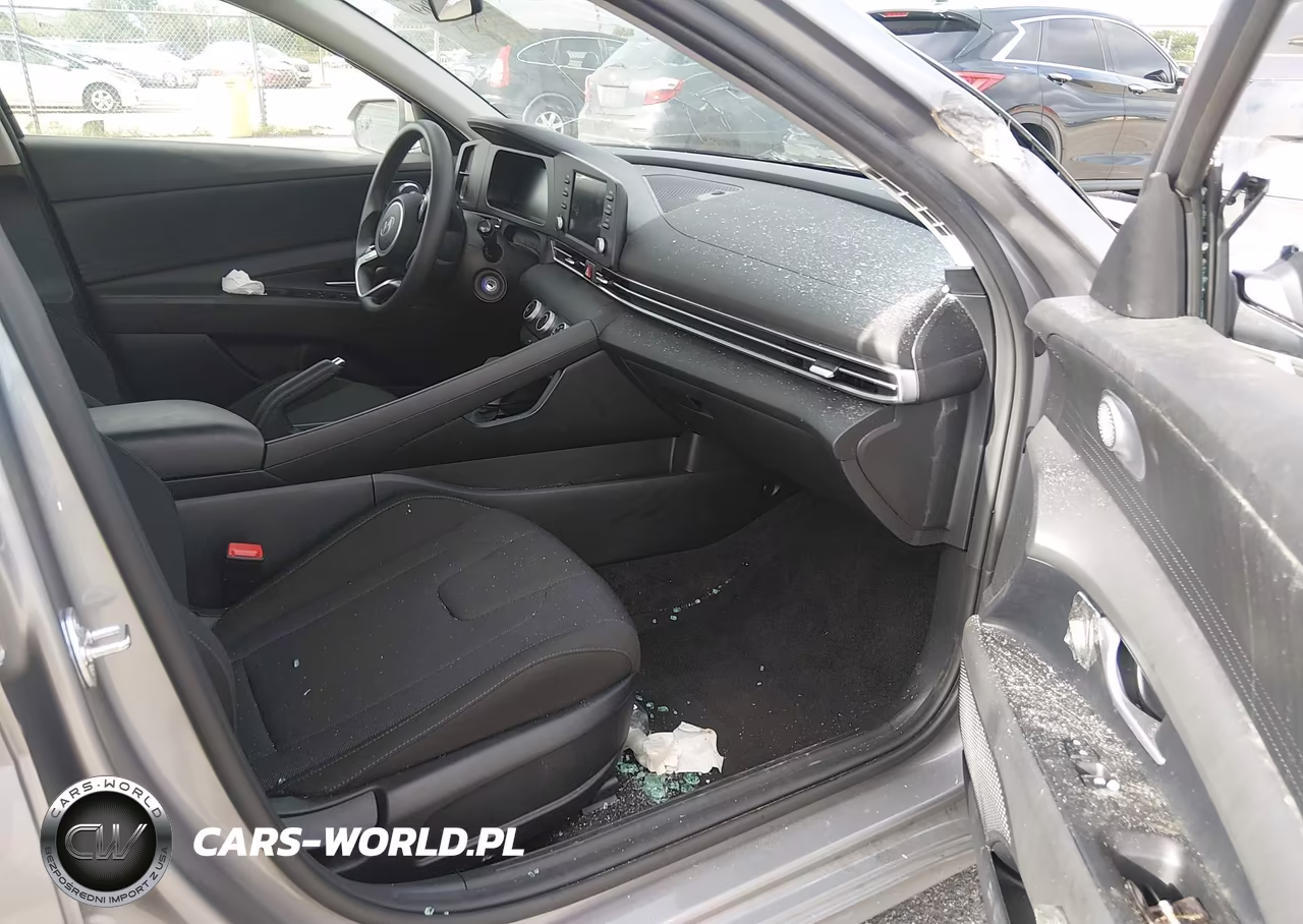 2026 Hyundai Elantra Se VIN:KMHLL4DG9TU099588 - 5