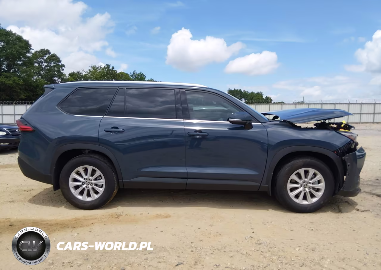2026 Toyota Grand Highlander Xle VIN:5TDAAAB51TS108502 - 14