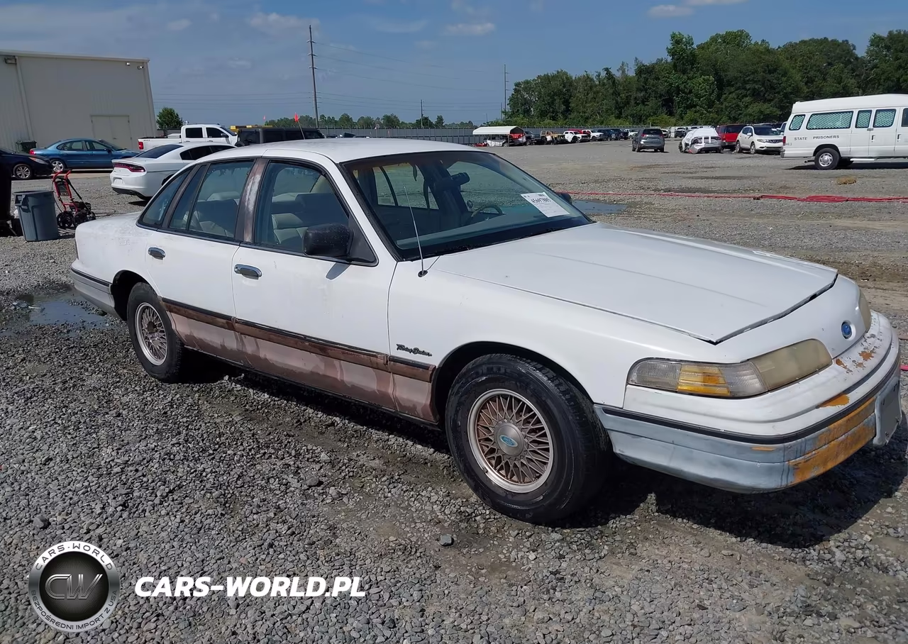 1992 Ford Crown Victoria Touring