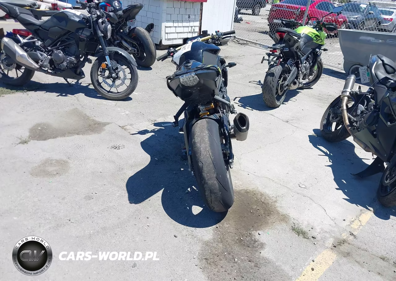 2025 Triumph Motorcycle Street Triple 765 Rs VIN:SMTA614K6STCE9120 - 6
