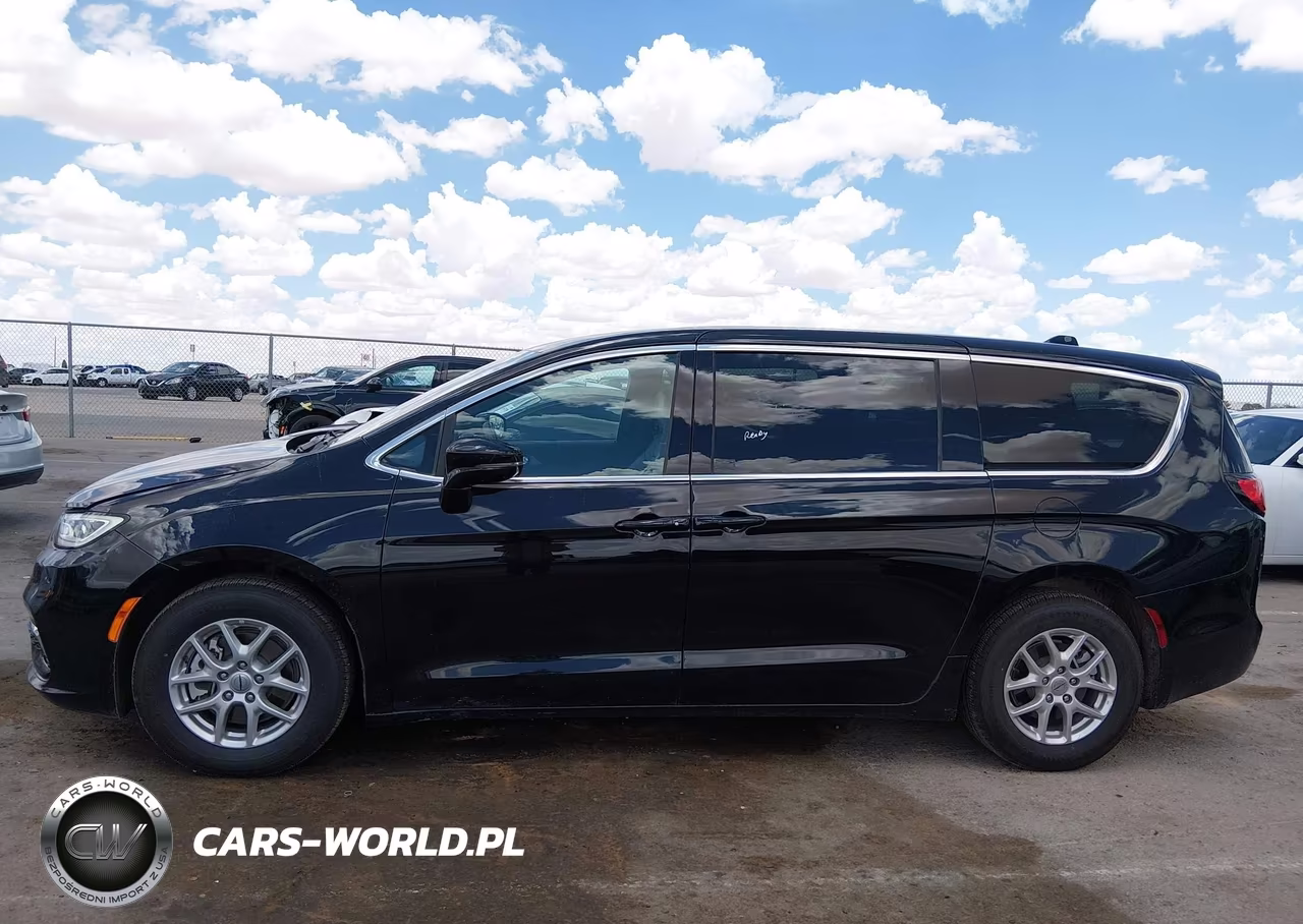 2025 Chrysler Pacifica Select VIN:2C4RC1BG4SR554939 - 14