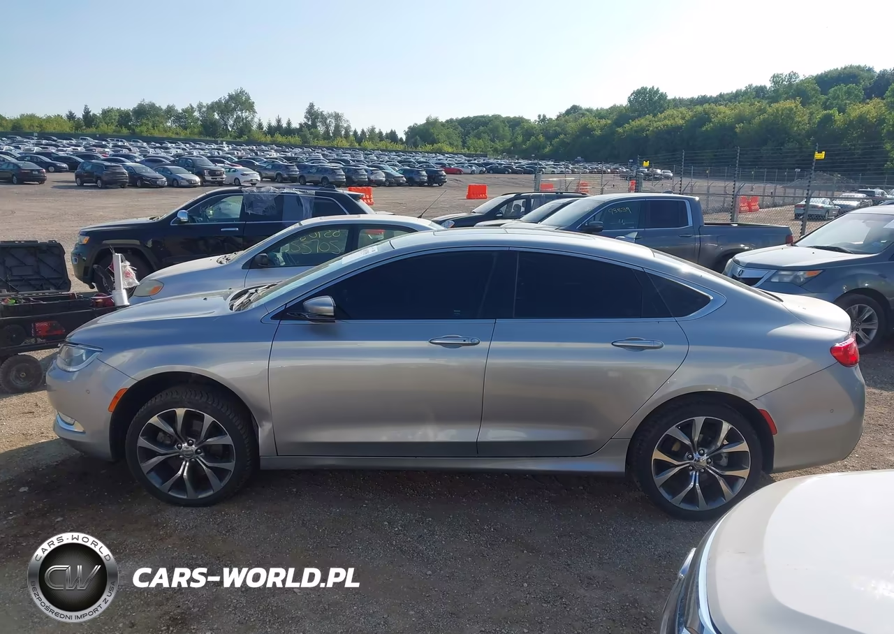 2015 Chrysler 200 C VIN:1C3CCCEG7FN678434 - 14