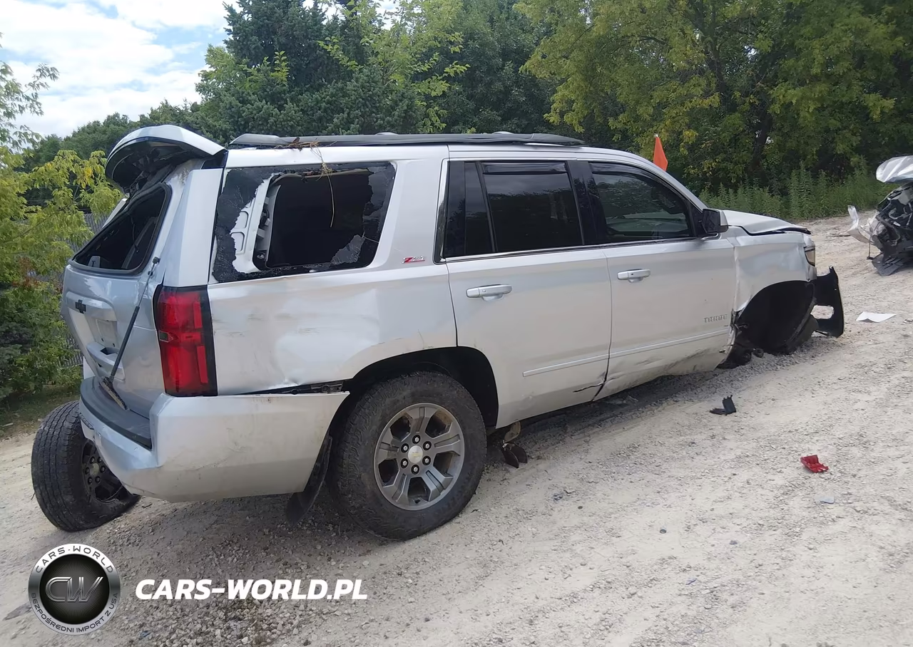 2018 Chevrolet Tahoe Lt VIN:1GNSKBKC1JR149138 - 4