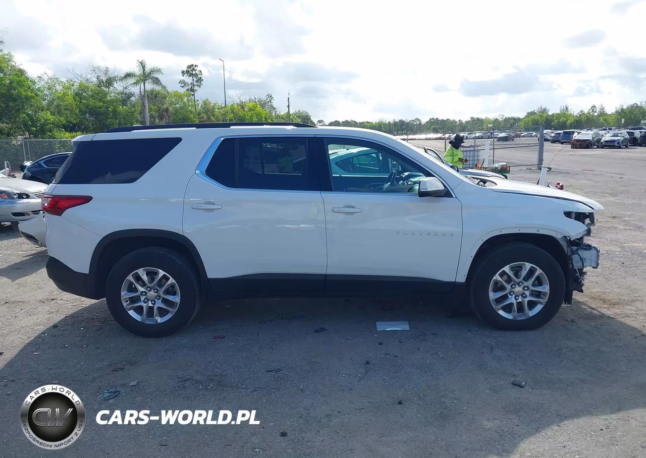 2021 Chevrolet Traverse Fwd Lt Cloth VIN:1GNERGKW8MJ240426 - 14