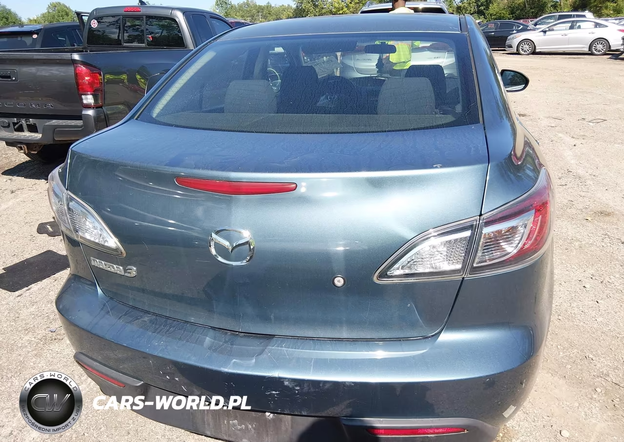 2011 Mazda Mazda3 I Sport VIN:JM1BL1UF7B1404561 - 16