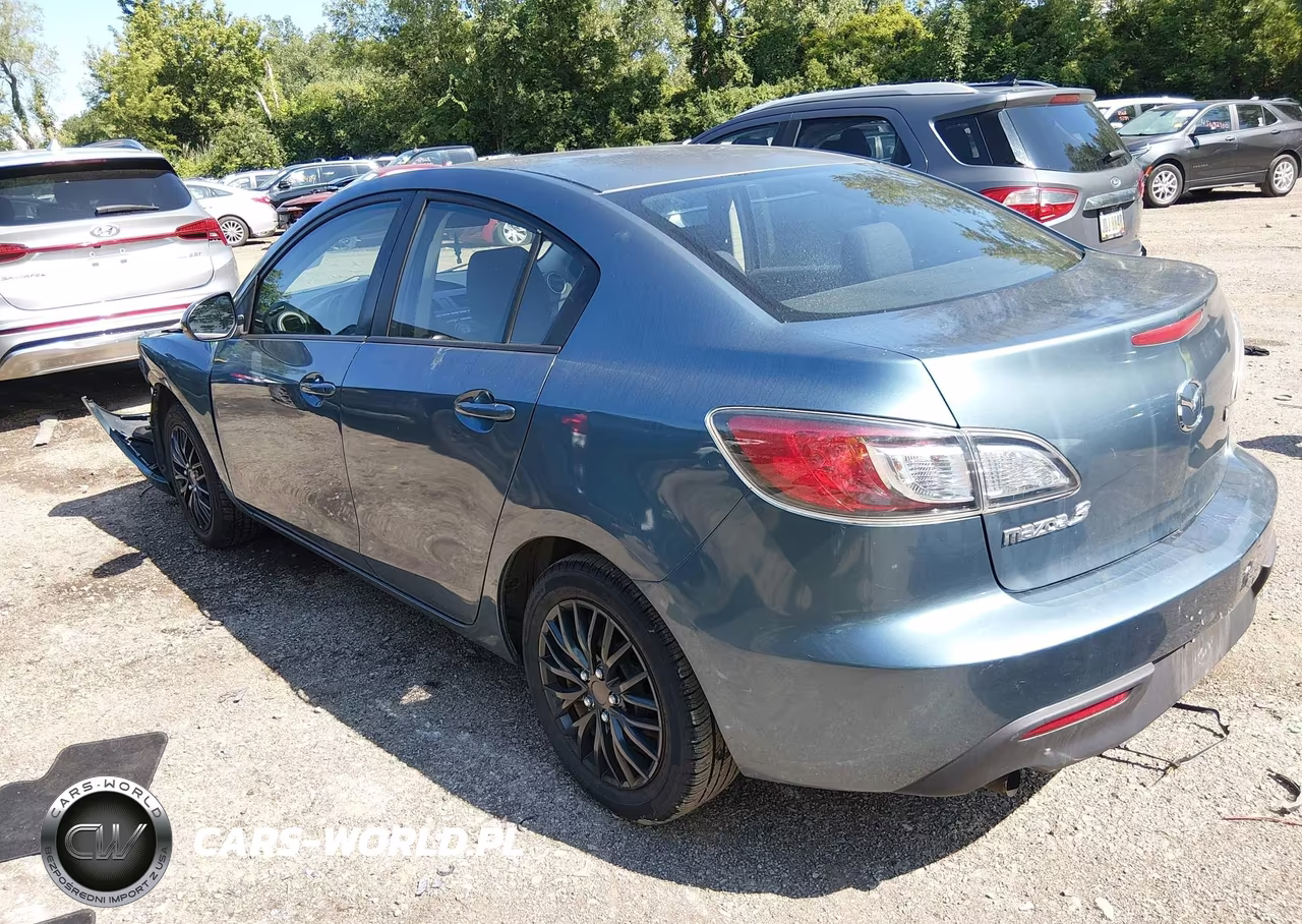 2011 Mazda Mazda3 I Sport VIN:JM1BL1UF7B1404561 - 3