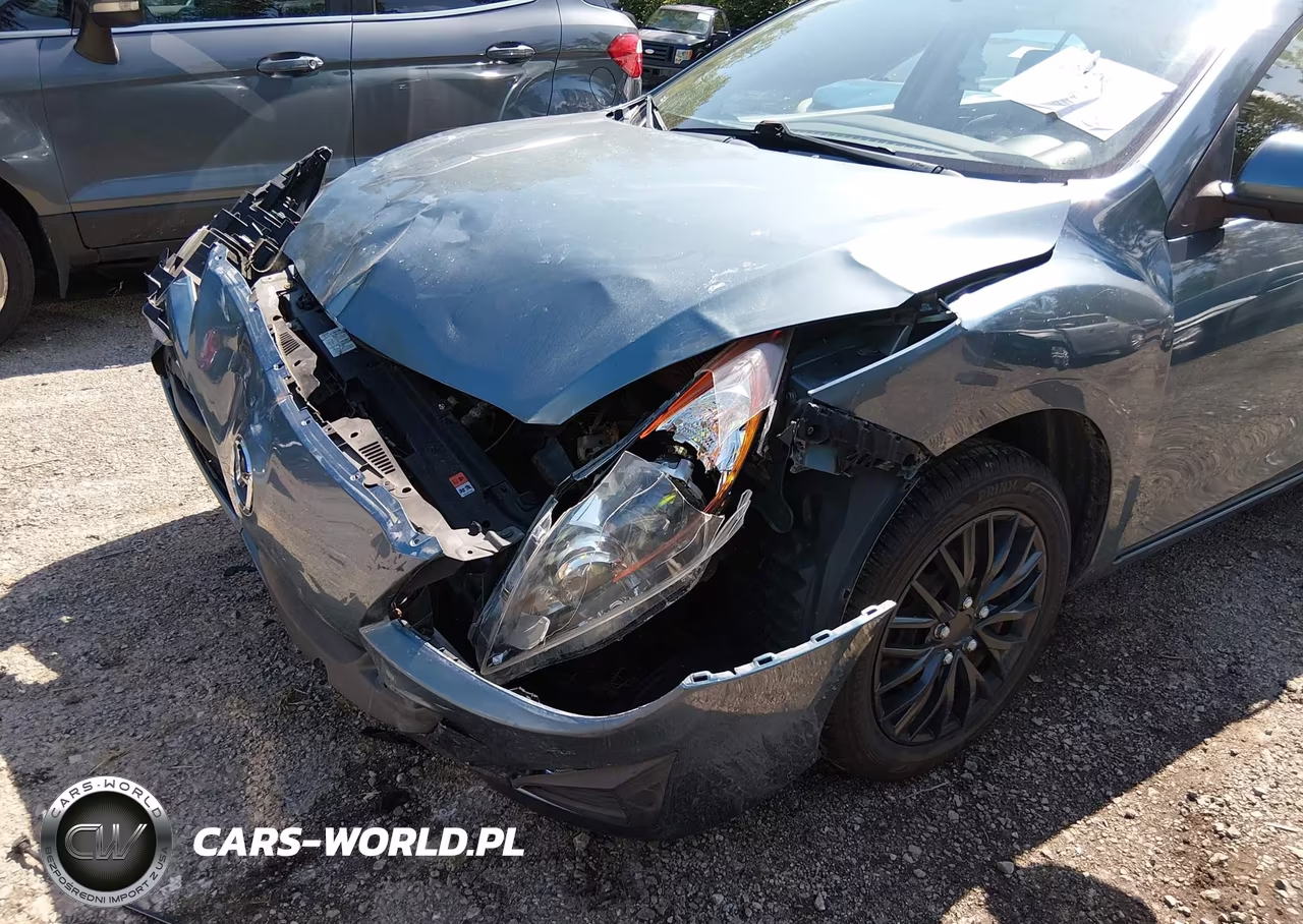 2011 Mazda Mazda3 I Sport VIN:JM1BL1UF7B1404561 - 6