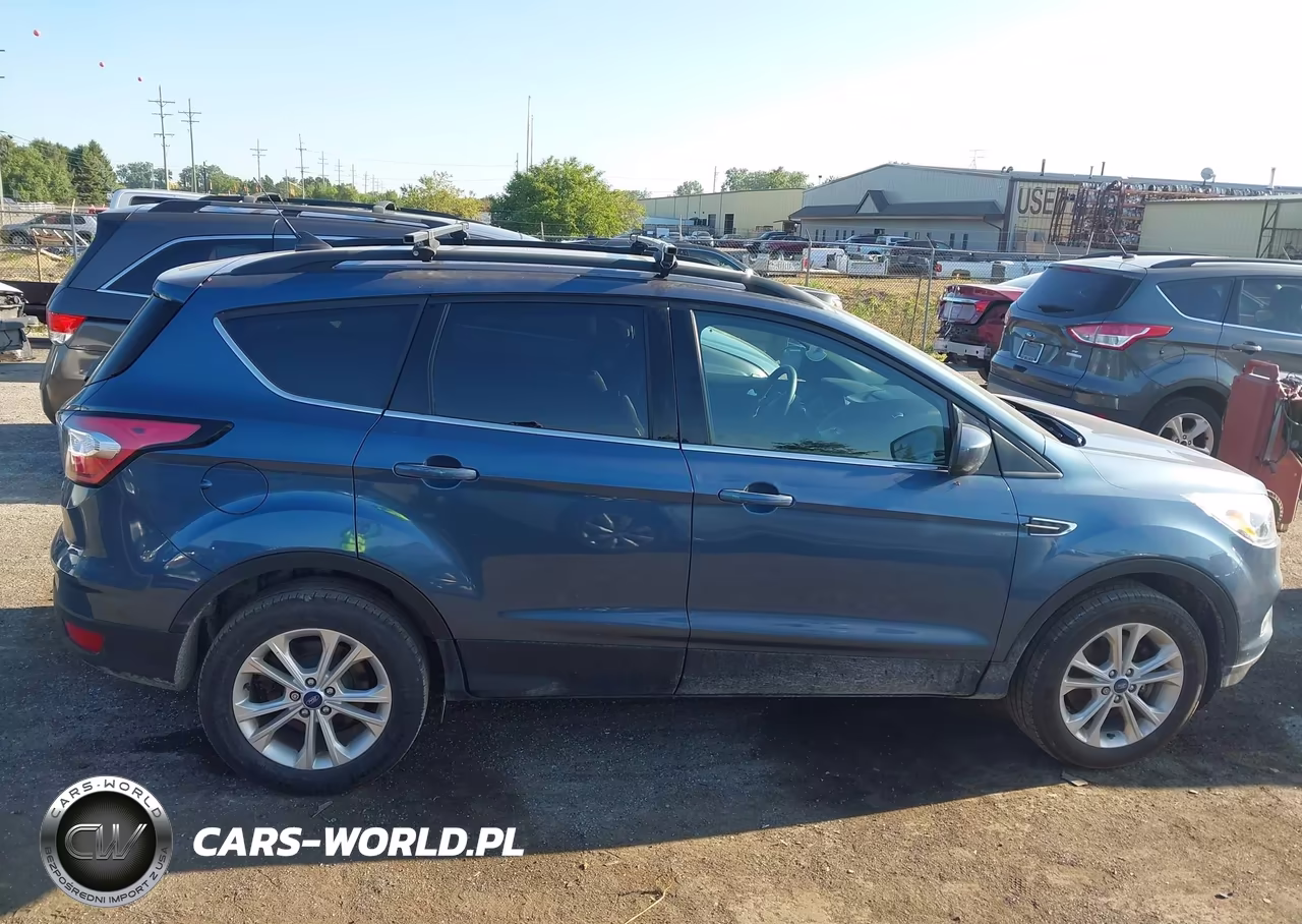 2018 Ford Escape Se VIN:1FMCU9GD1JUC57706 - 13