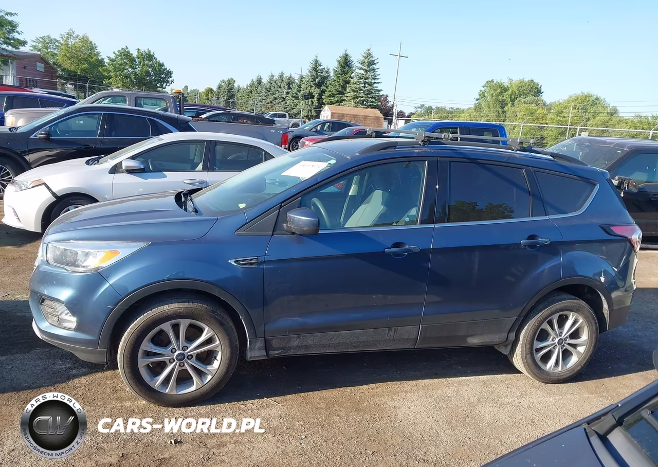 2018 Ford Escape Se VIN:1FMCU9GD1JUC57706 - 14