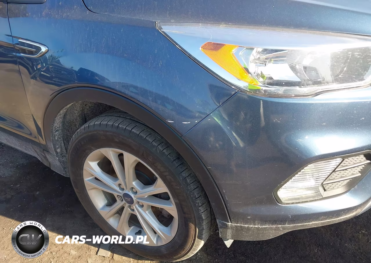 2018 Ford Escape Se VIN:1FMCU9GD1JUC57706 - 6