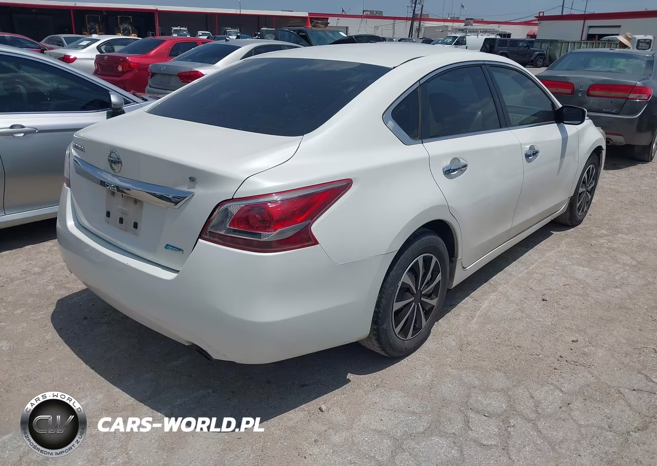 2013 Nissan Altima 2.5 S VIN:1N4AL3AP8DC909526 - 4