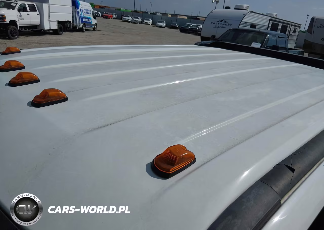2019 Ford F-350 Chassis Xl VIN:1FD8W3HT3KEE23660 - 13