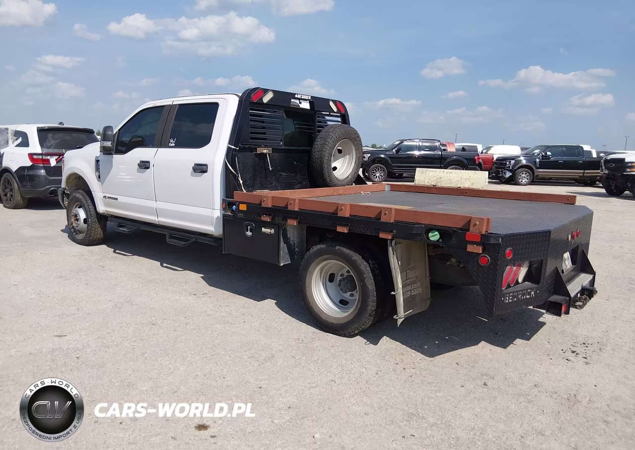 2019 Ford F-350 Chassis Xl VIN:1FD8W3HT3KEE23660 - 3