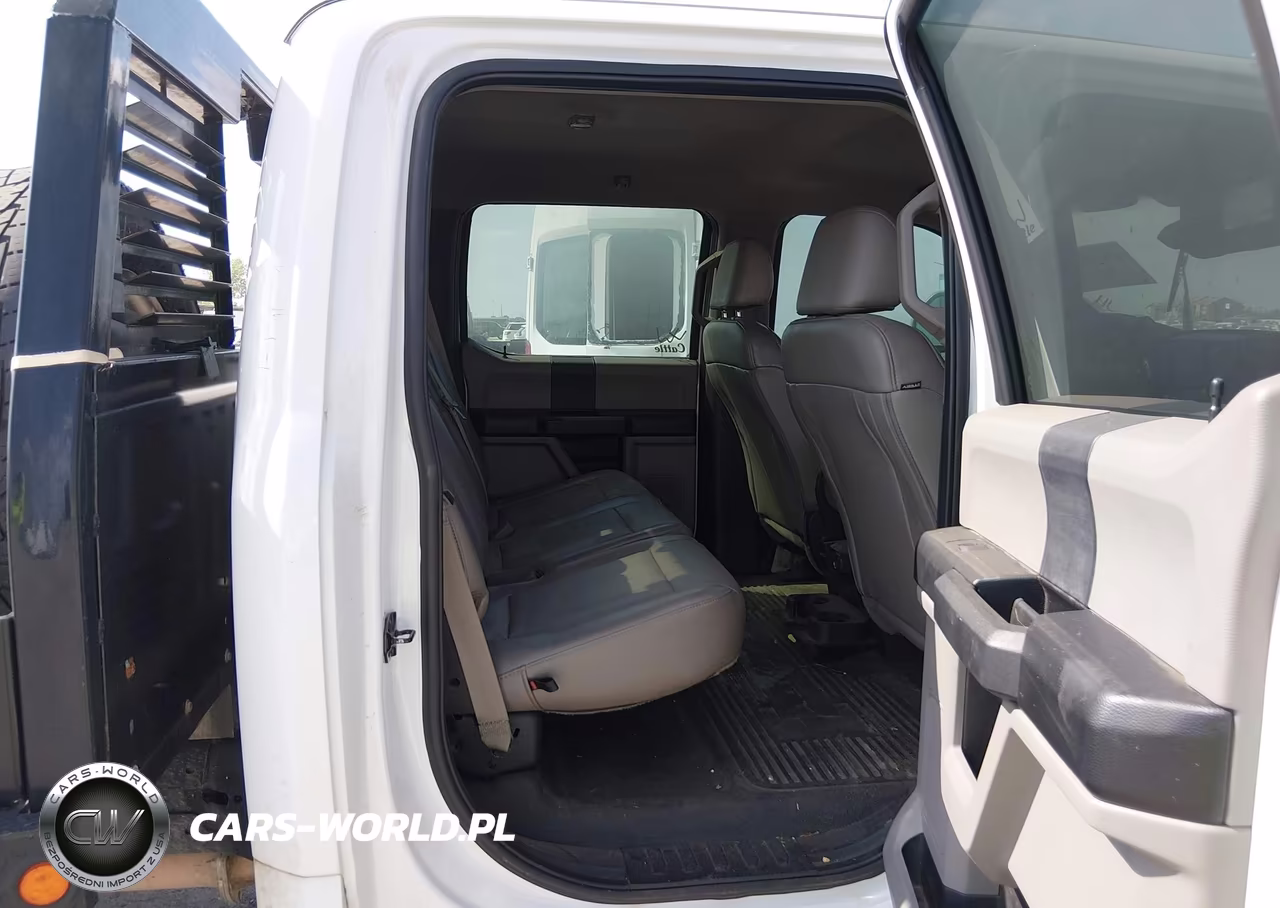2019 Ford F-350 Chassis Xl VIN:1FD8W3HT3KEE23660 - 8