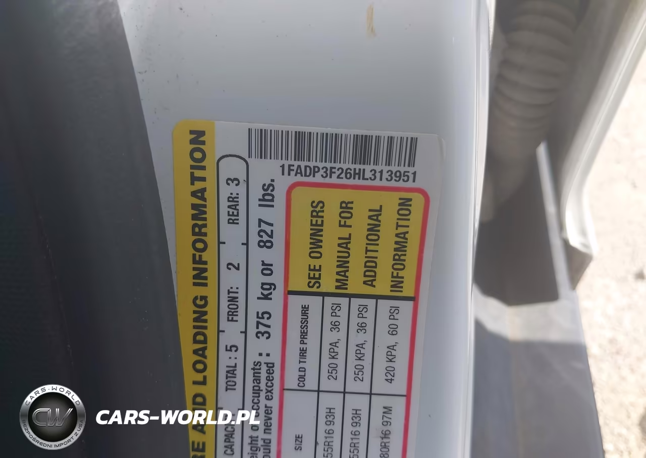 2017 Ford Focus Se VIN:1FADP3F26HL313951 - 9