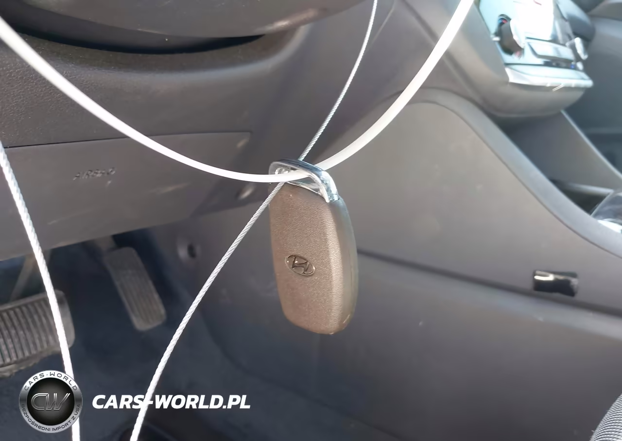 2017 Hyundai Ioniq Hybrid Blue VIN:KMHC65LC7HU025136 - 11