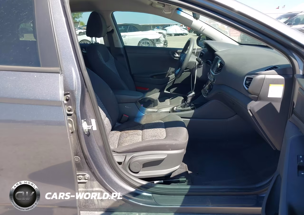 2017 Hyundai Ioniq Hybrid Blue VIN:KMHC65LC7HU025136 - 5