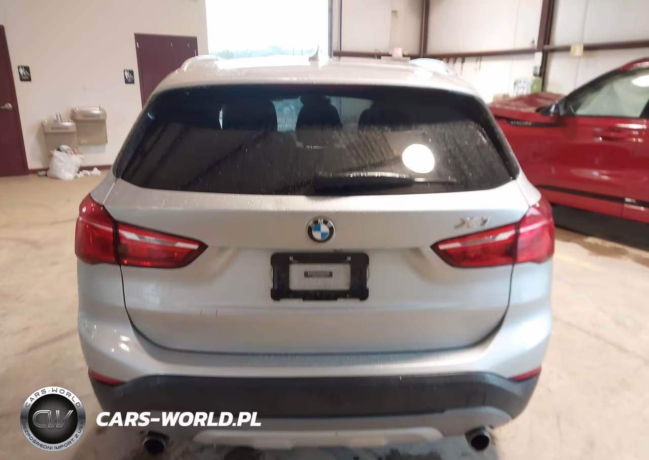 2018 BMW X1 Sdrive28I VIN:WBXHU7C37J5H42489 - 16