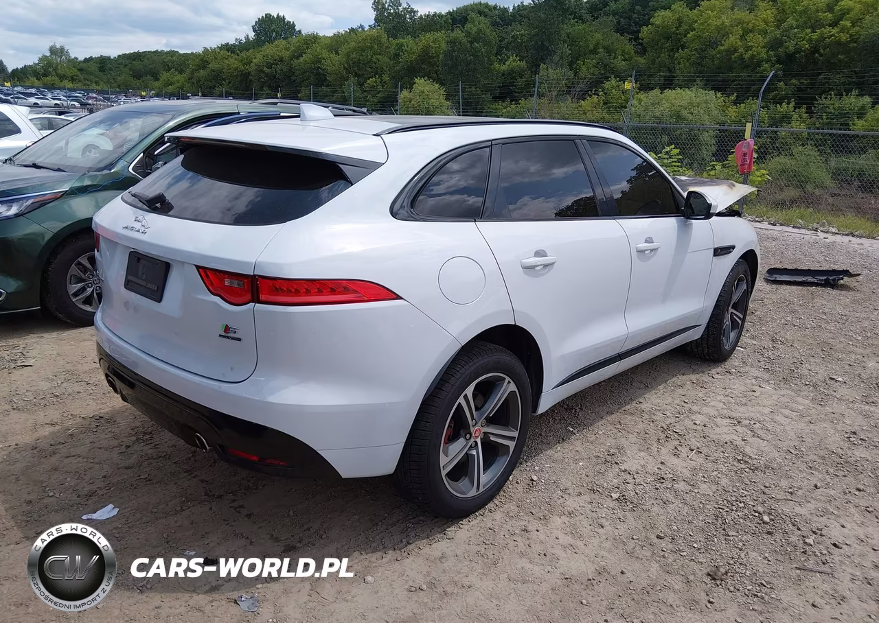 2018 Jaguar F-Pace S VIN:SADCM2FVXJA246442 - 4
