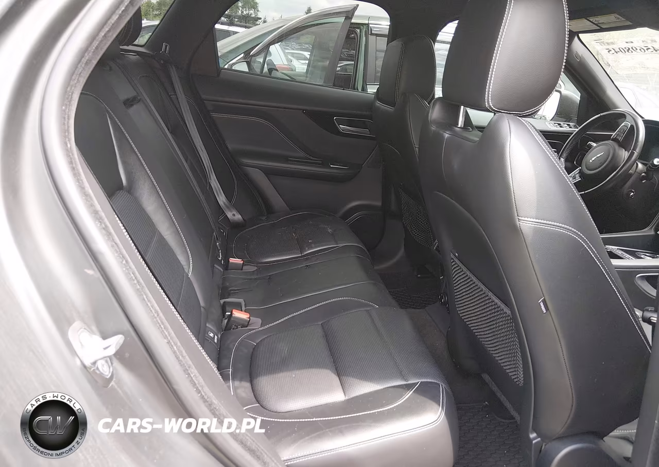 2018 Jaguar F-Pace S VIN:SADCM2FVXJA246442 - 8