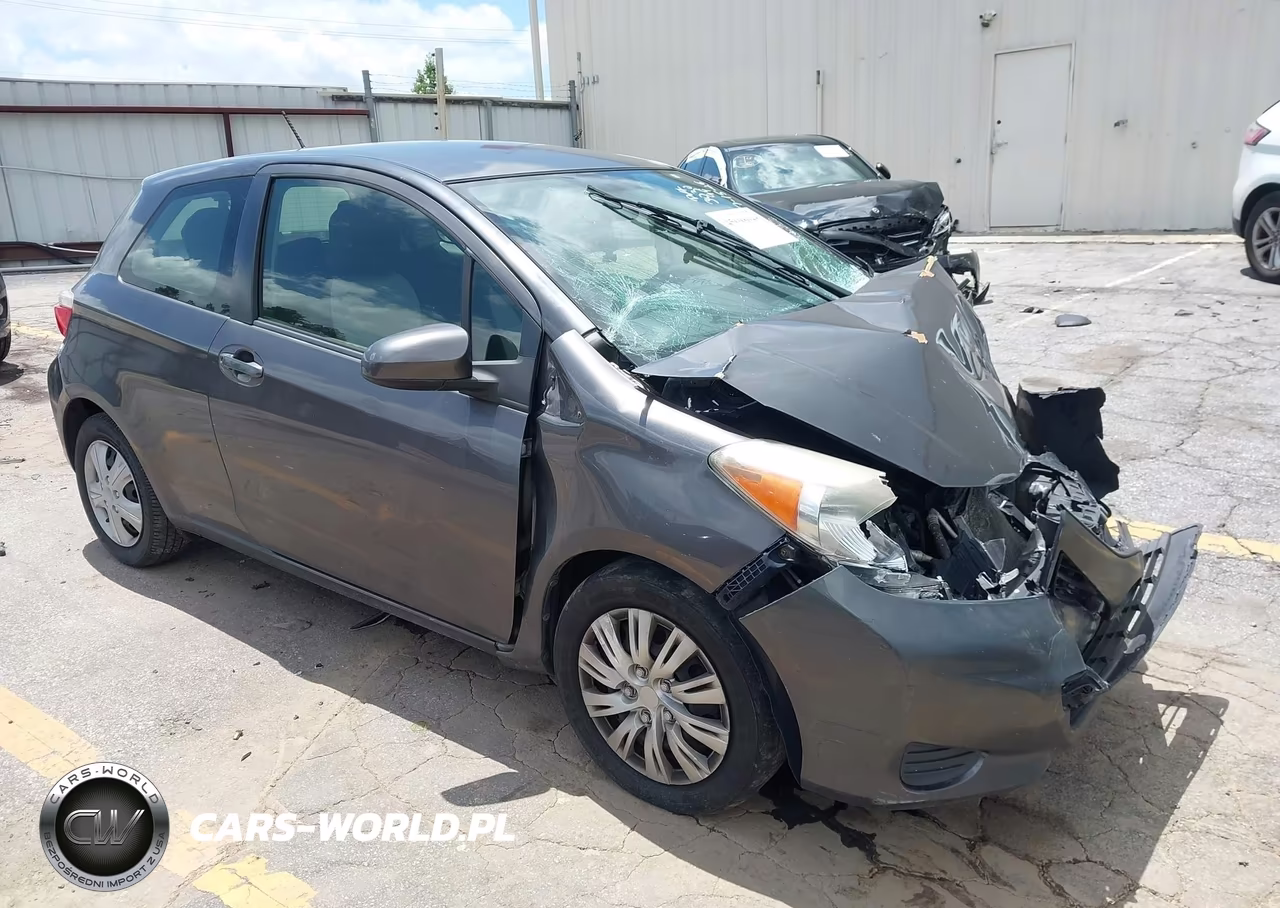 2013 Toyota Yaris L