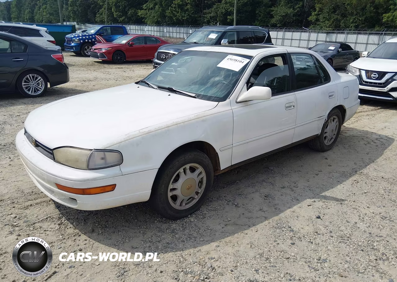 1993 Toyota Camry Xle VIN:4T1VK13E9PU050679 - 2