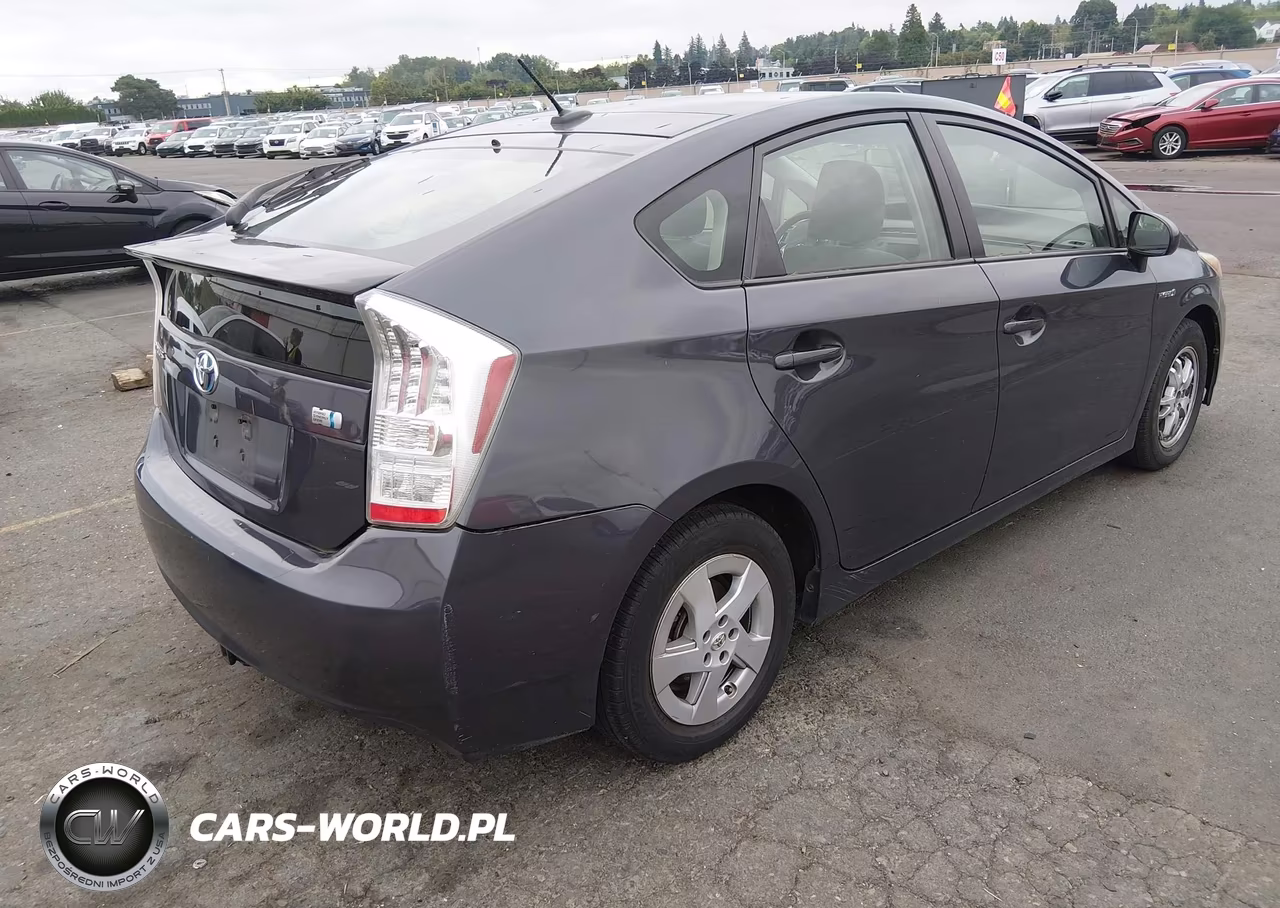 2010 Toyota Prius Iii VIN:JTDKN3DU3A0214605 - 4