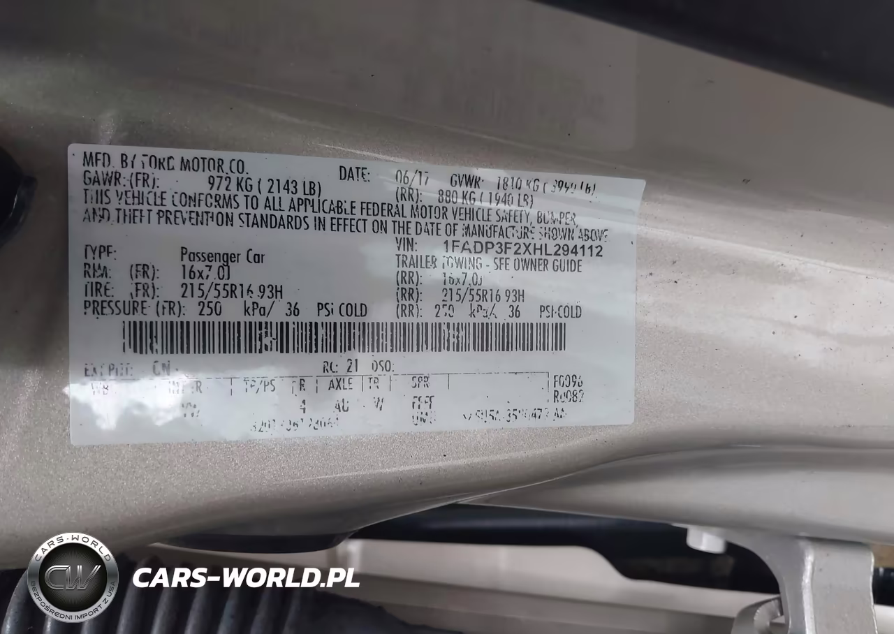 2017 Ford Focus Se VIN:1FADP3F2XHL294112 - 9