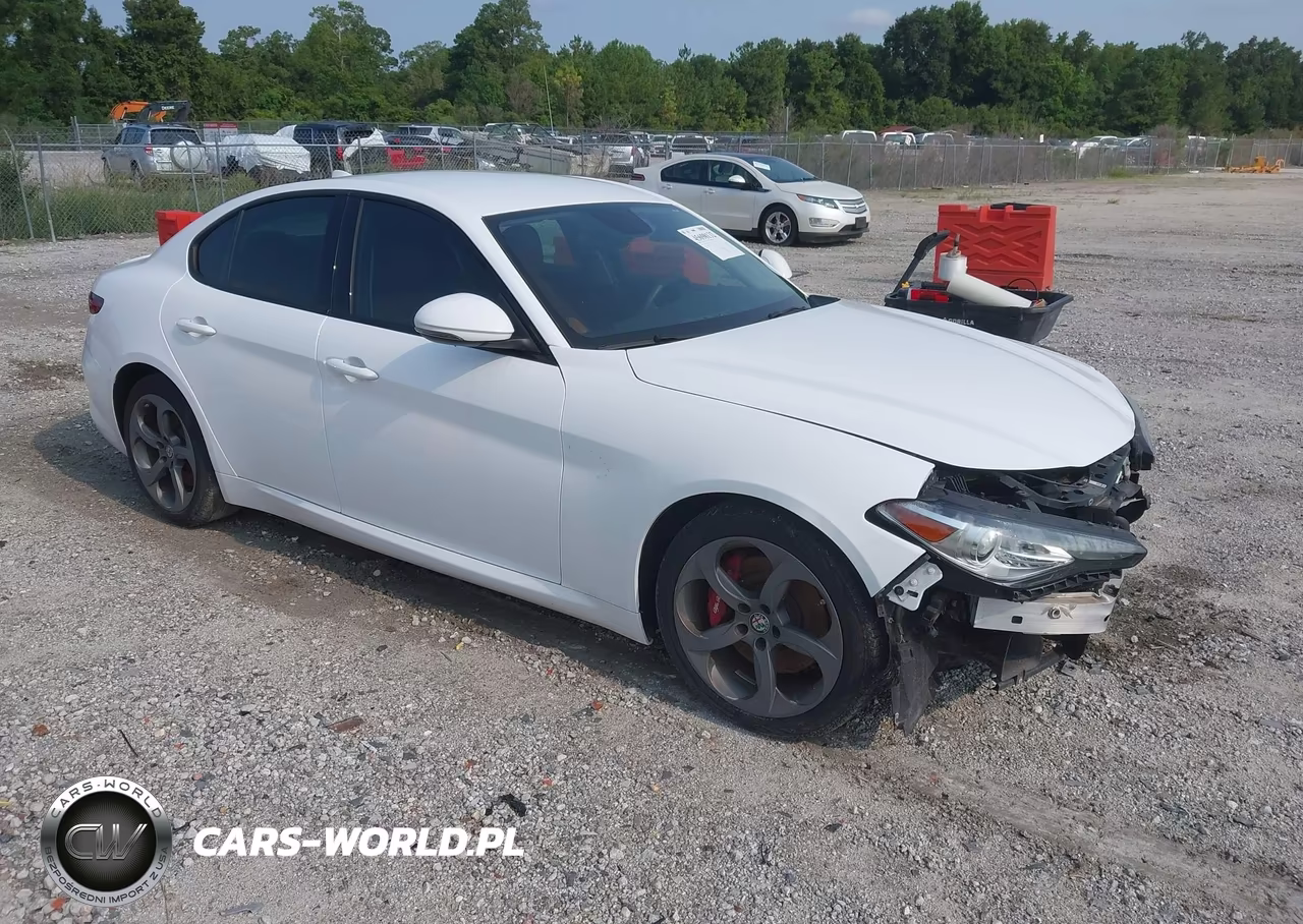2018 Alfa Romeo Giulia Rwd – zdjęcie 1 z 16