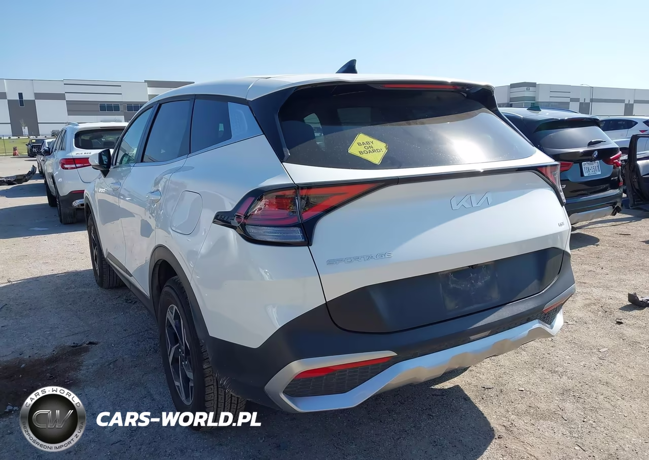 2024 Kia Sportage Lx VIN:KNDPUCDF4R7257783 - 3