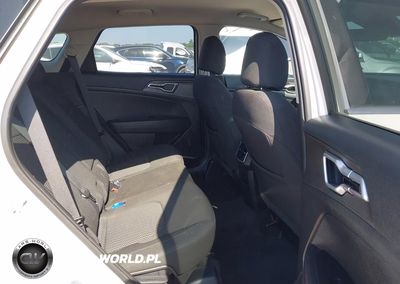 2024 Kia Sportage Lx VIN:KNDPUCDF4R7257783 - 8
