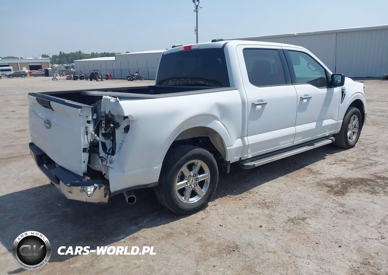2025 Ford F-150 Xlt VIN:1FTEW3K85SKE77782 - 4