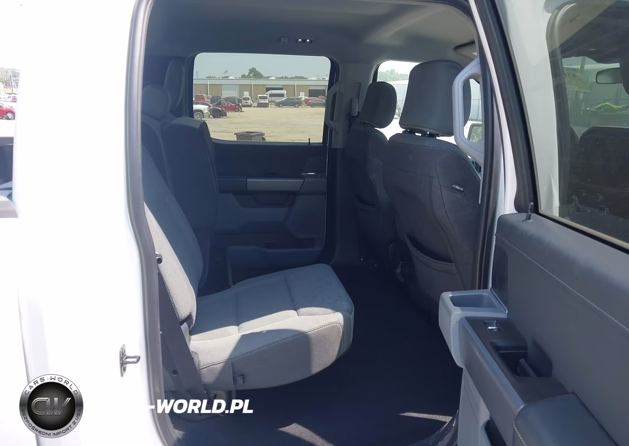 2025 Ford F-150 Xlt VIN:1FTEW3K85SKE77782 - 8