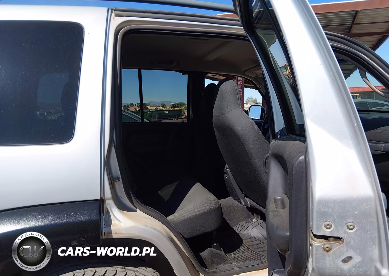 2004 Jeep Liberty Sport VIN:1J4GL48K34W193695 - 8