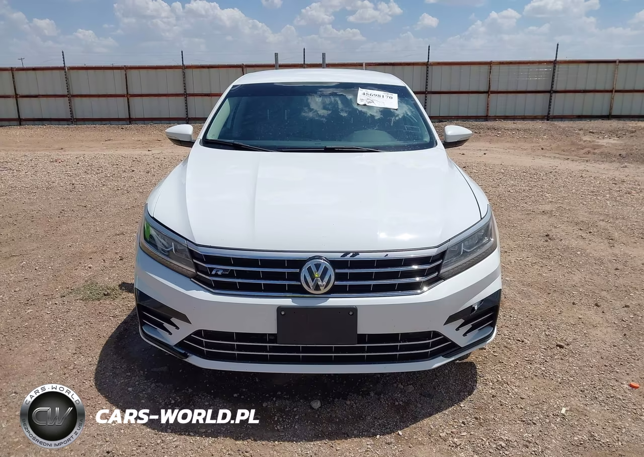 2018 Volkswagen Passat 2.0T R-Line-2.0T S VIN:1VWAA7A37JC014512 - 12