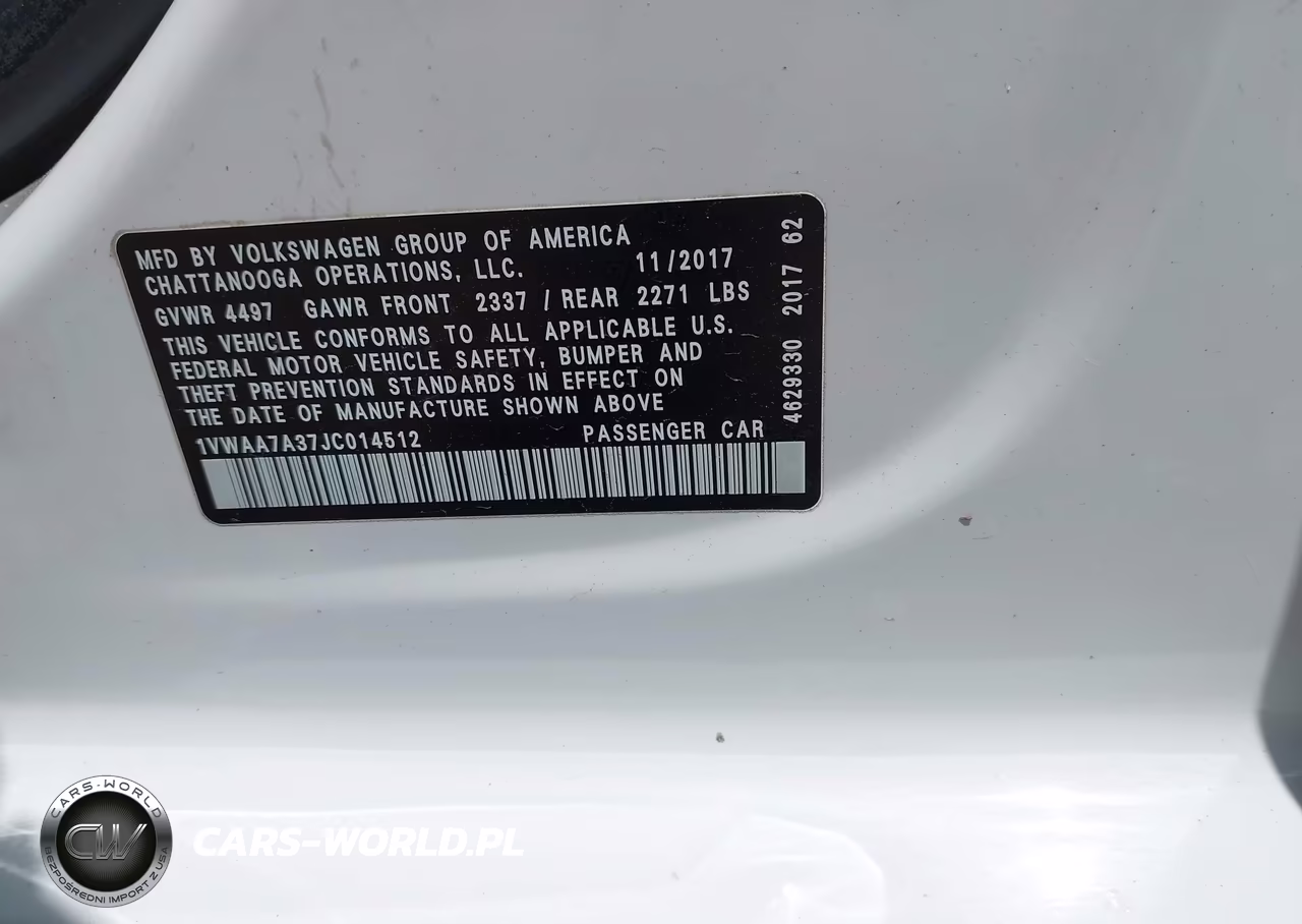 2018 Volkswagen Passat 2.0T R-Line-2.0T S VIN:1VWAA7A37JC014512 - 9