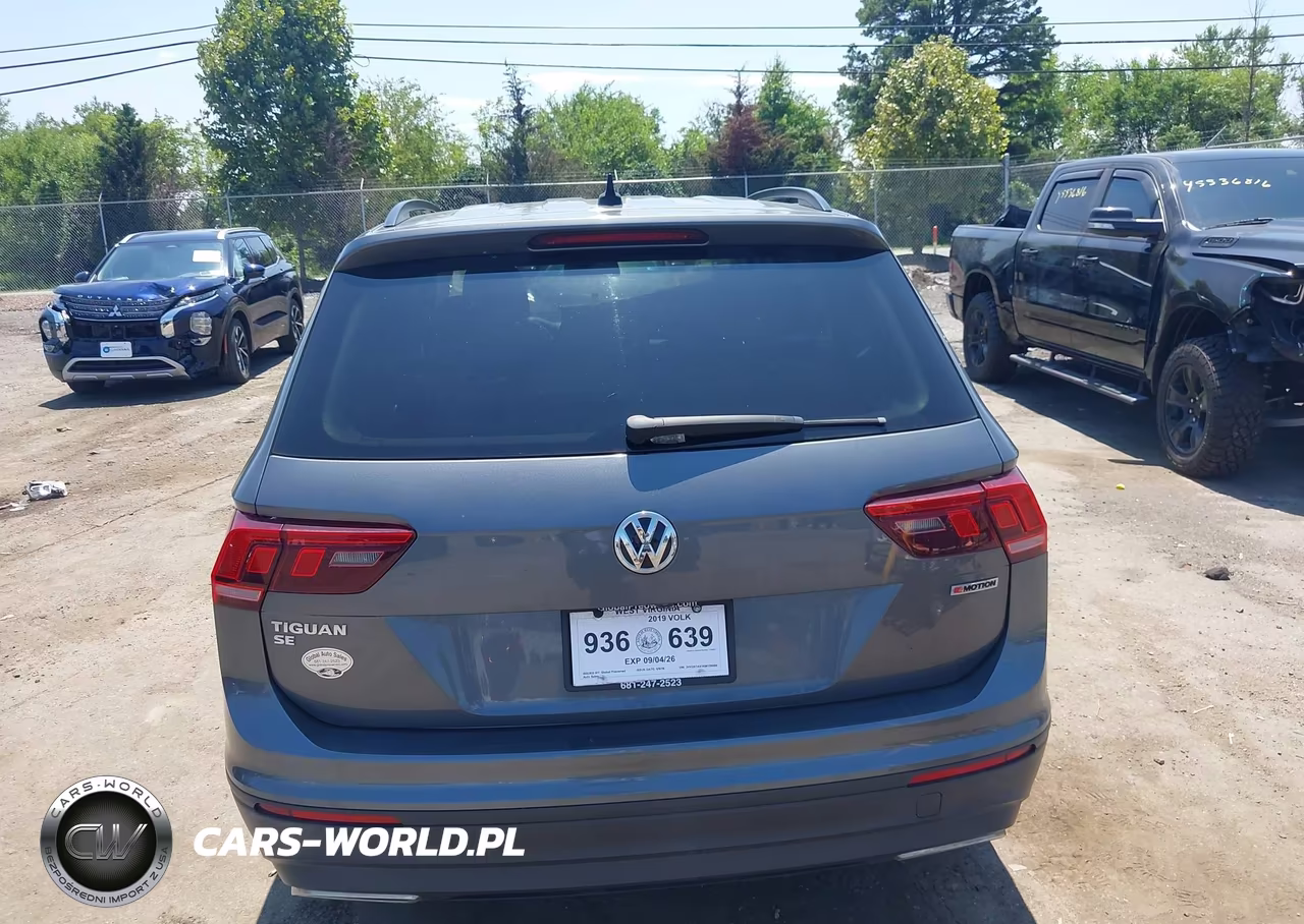 2019 Volkswagen Tiguan 2.0T Se-2.0T Sel-2.0T Sel R-Line-2.0T Sel R-Line Black VIN:3VV2B7AX1KM120088 - 17