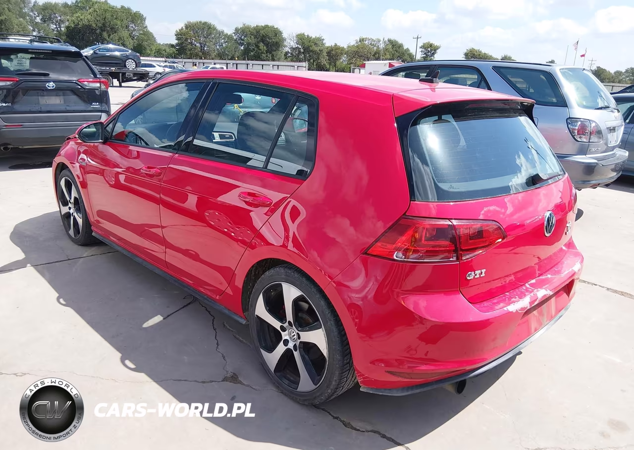 2015 Volkswagen Golf Gti 2.0T Se 4-Door VIN:3VW4T7AU6FM012403 - 3