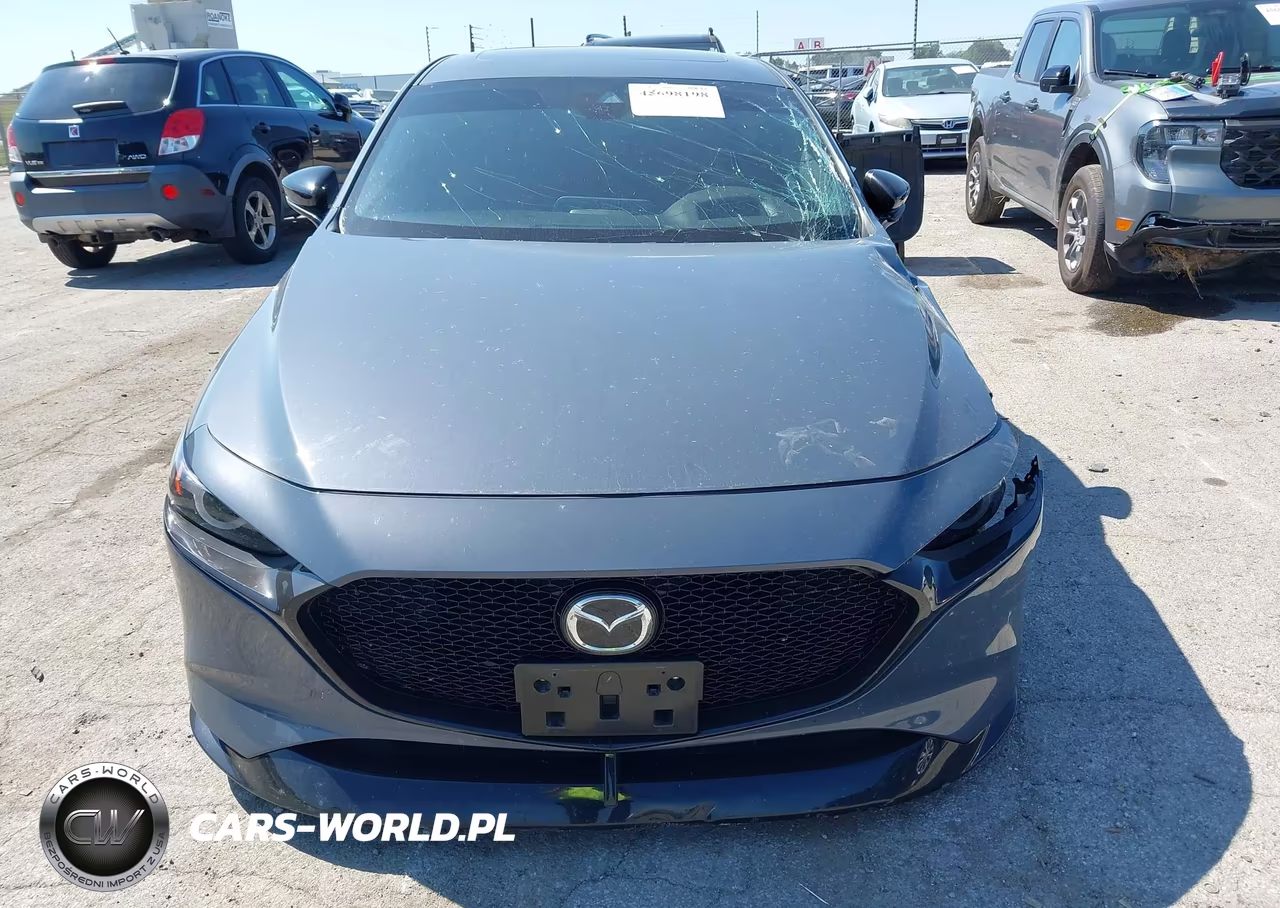 2021 Mazda Mazda3 Premium VIN:JM1BPBML4M1303044 - 12