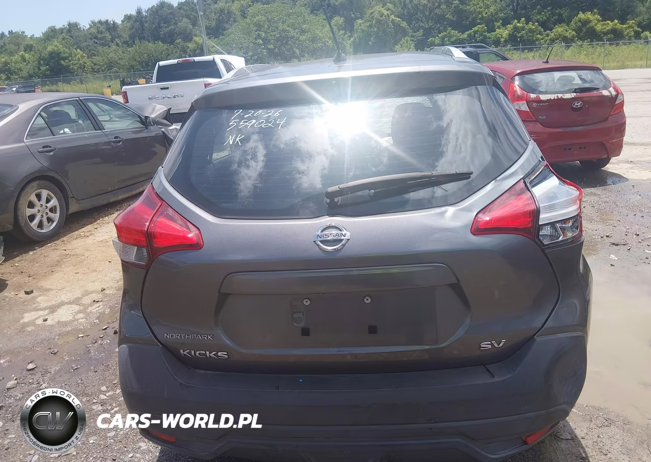 2019 Nissan Kicks Sv VIN:3N1CP5CU5KL559024 - 16