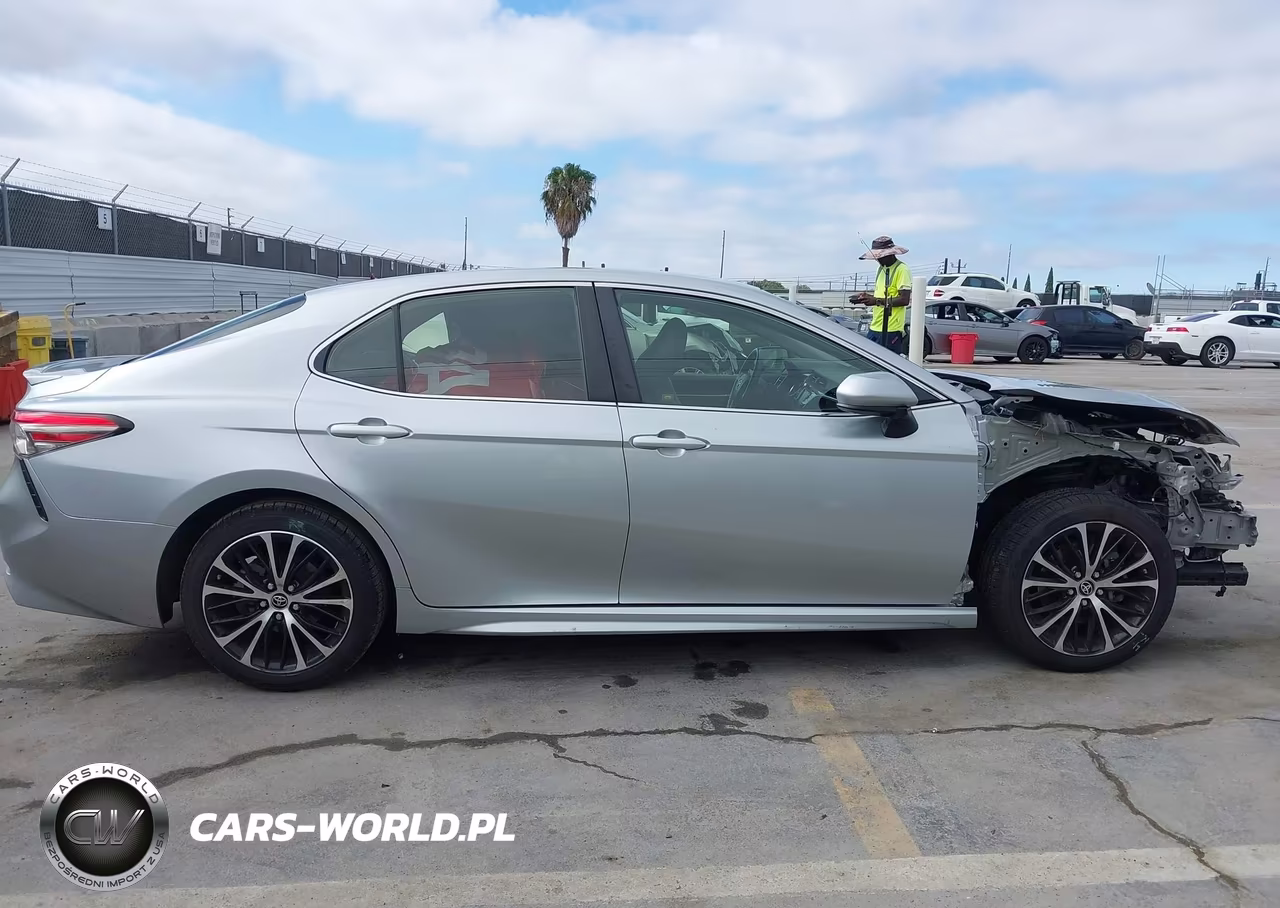 2018 Toyota Camry Se VIN:JTNB11HK7J3035776 - 14