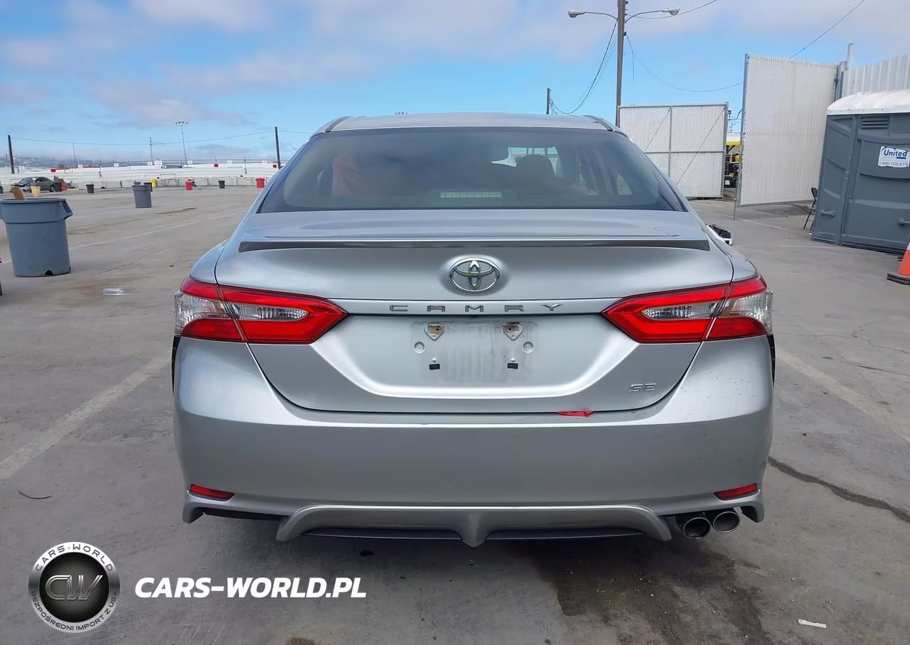 2018 Toyota Camry Se VIN:JTNB11HK7J3035776 - 17