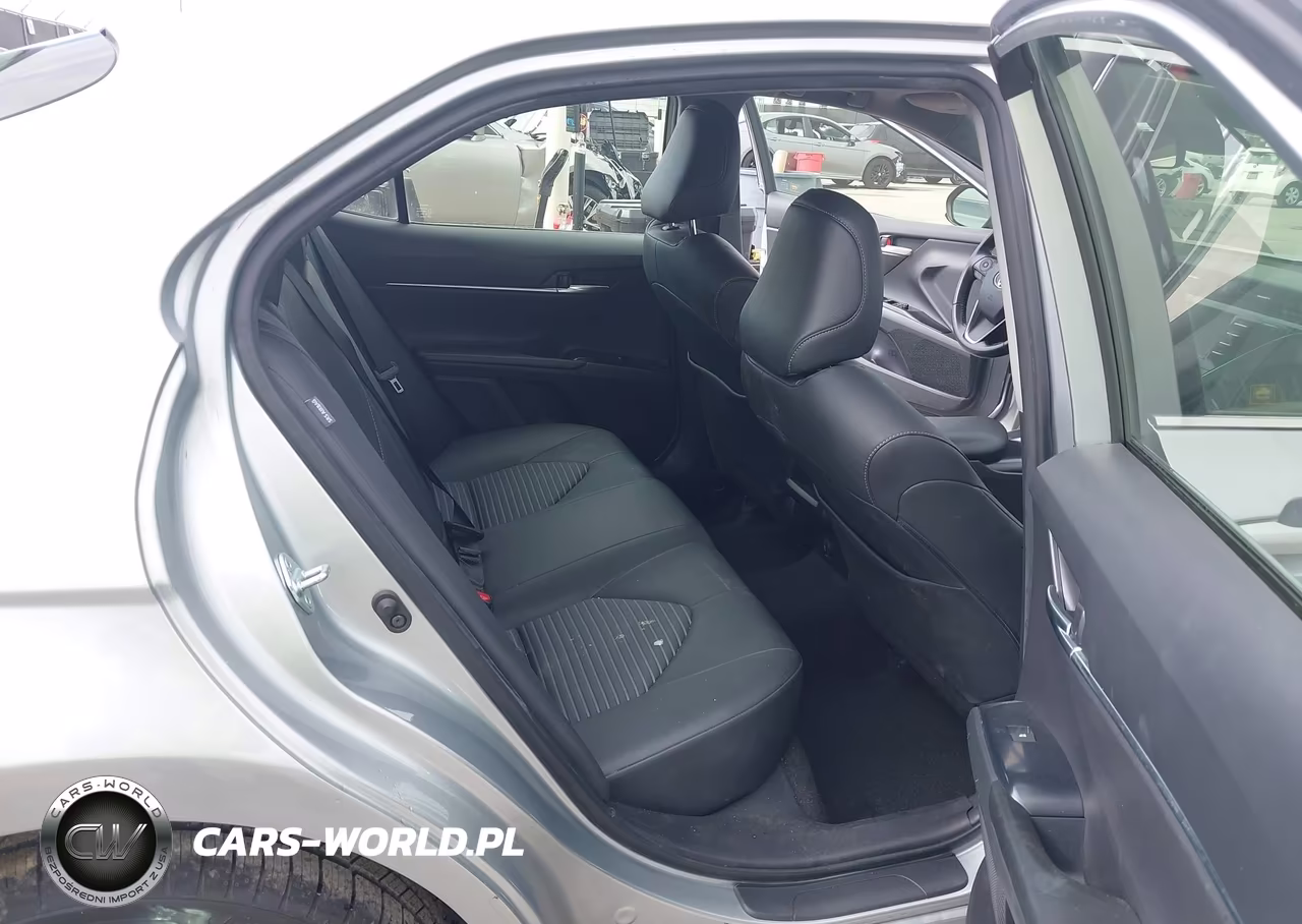 2018 Toyota Camry Se VIN:JTNB11HK7J3035776 - 8