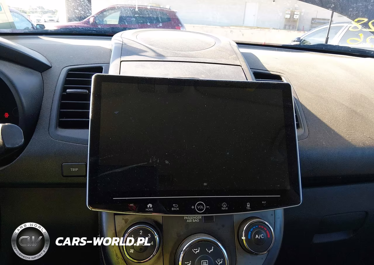 2011 Kia Soul + VIN:KNDJT2A29B7709981 - 12