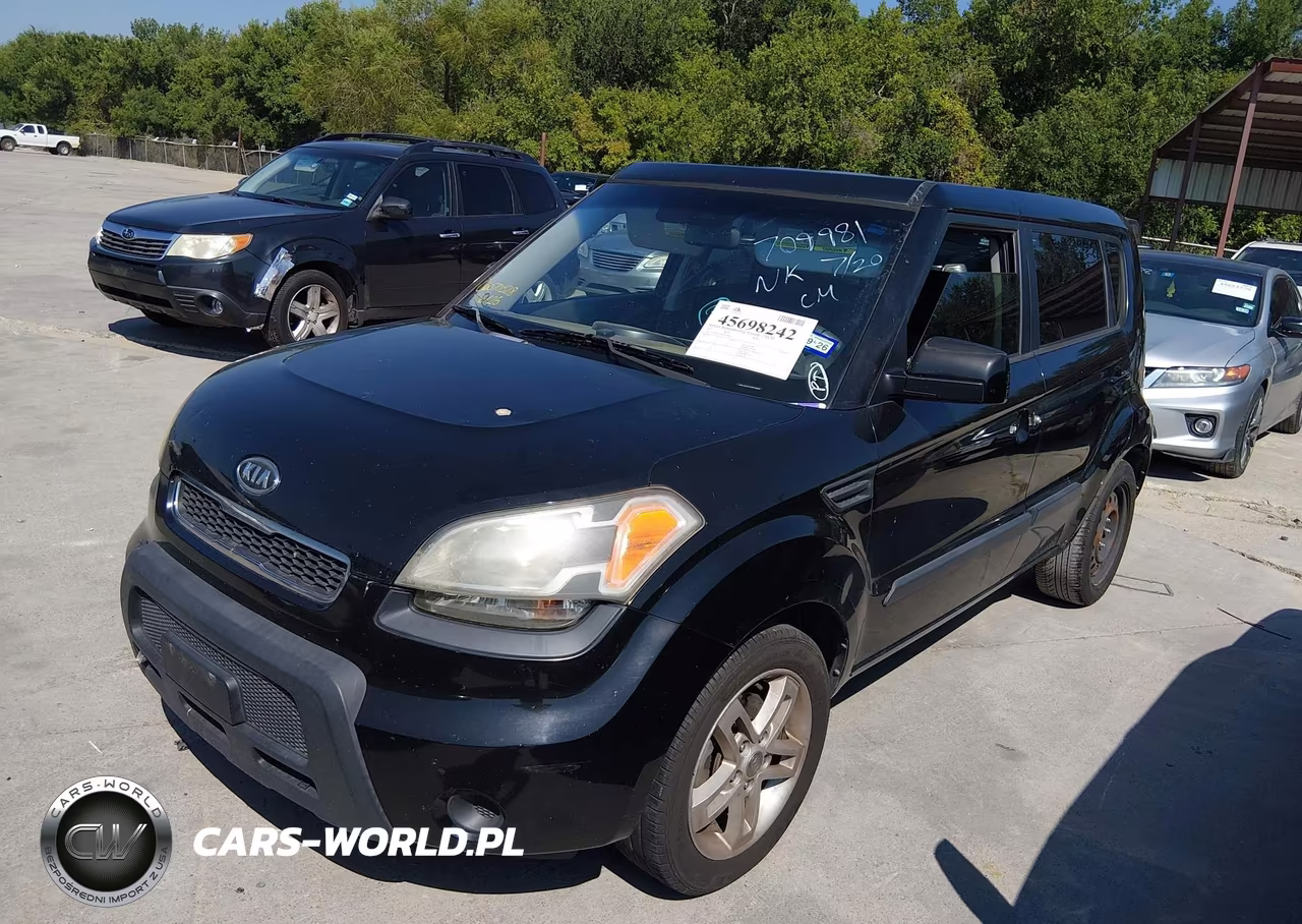 2011 Kia Soul + VIN:KNDJT2A29B7709981 - 2
