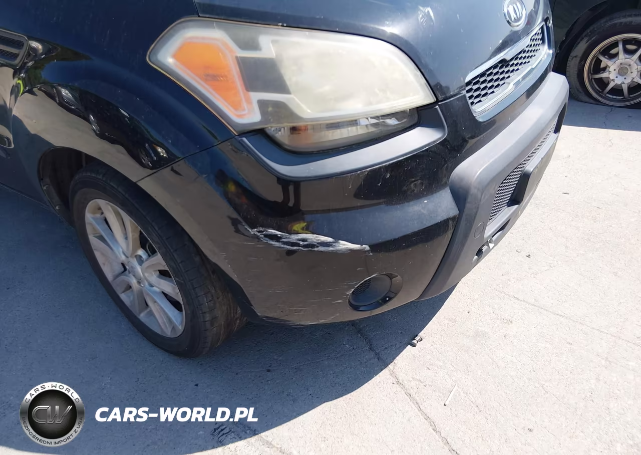 2011 Kia Soul + VIN:KNDJT2A29B7709981 - 6