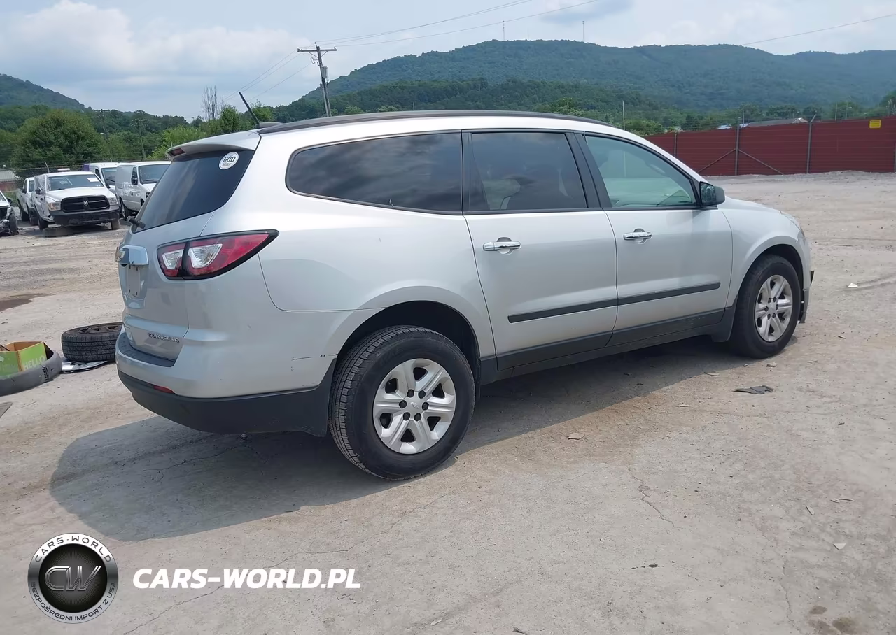 2016 Chevrolet Traverse Ls VIN:1GNKRFED7GJ345213 - 4
