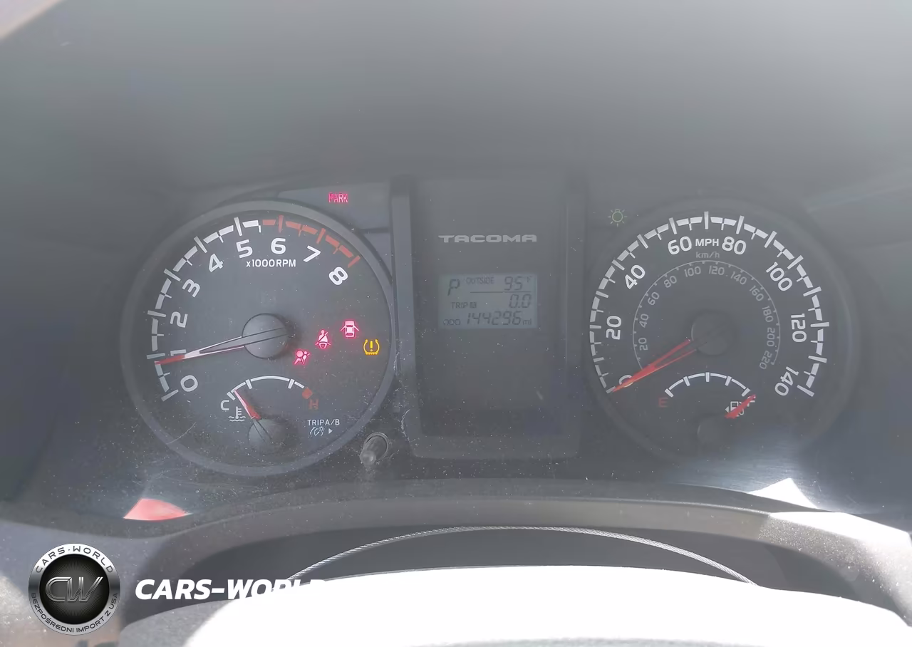 2017 Toyota Tacoma Sr VIN:5TFRX5GN3HX087817 - 7