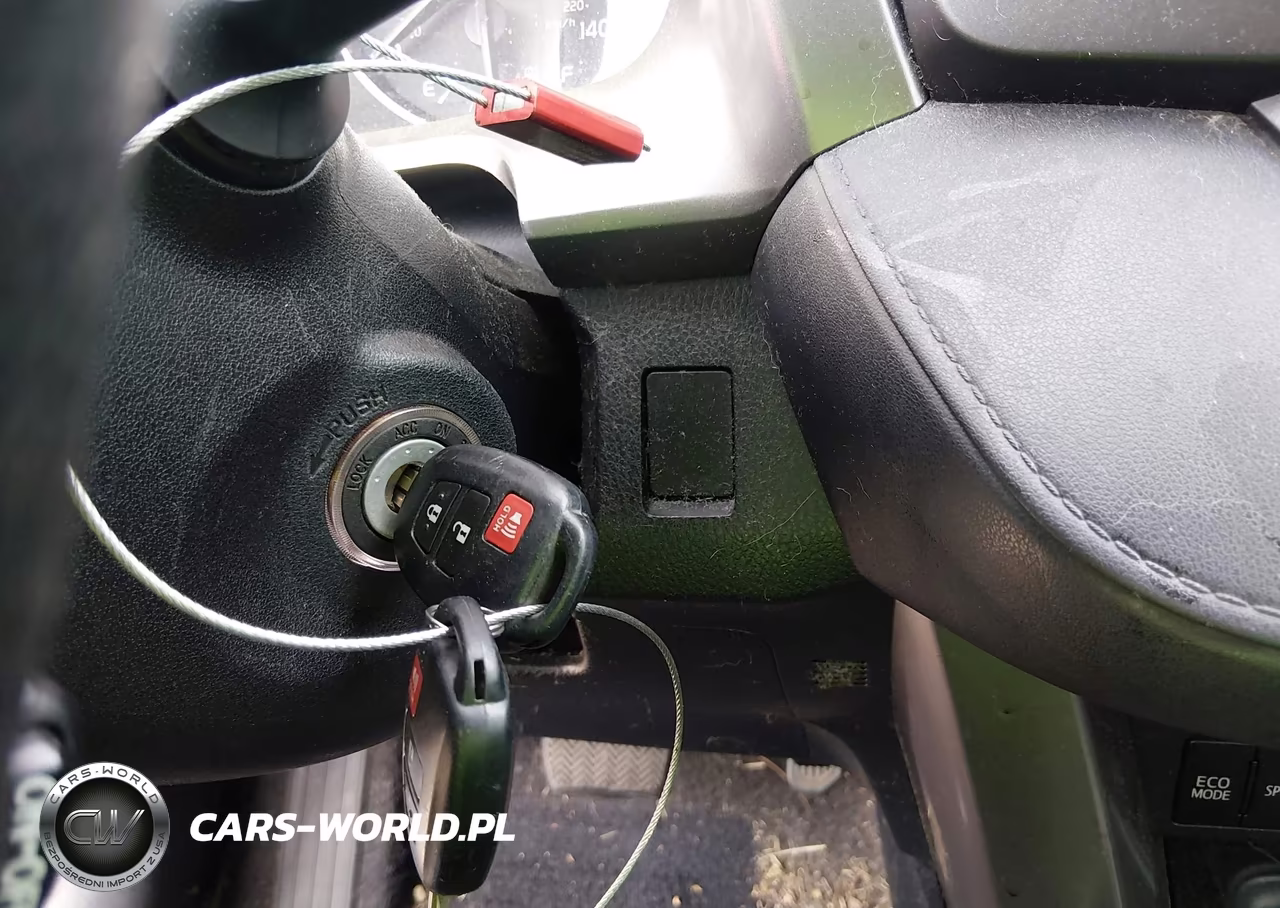 2018 Toyota Rav4 Le VIN:JTMZFREVXJJ205223 - 11